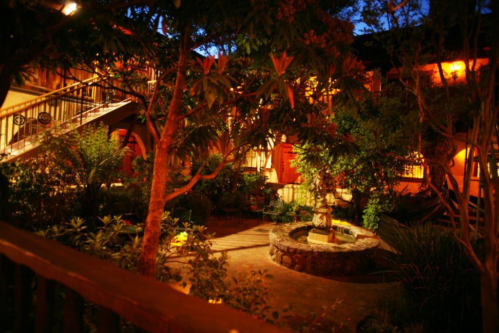 Rancho Caymus Inn Rutherford Exterior photo